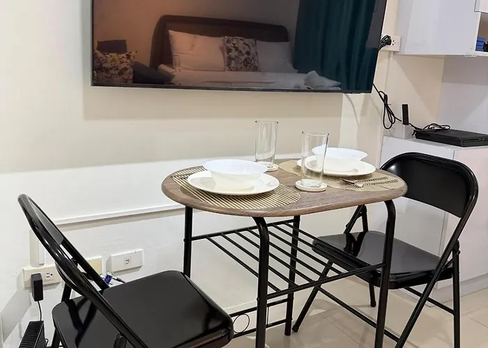 Apartamento Mplace South Triangle Staycation By Dahlia With Netflix And Ps4 *